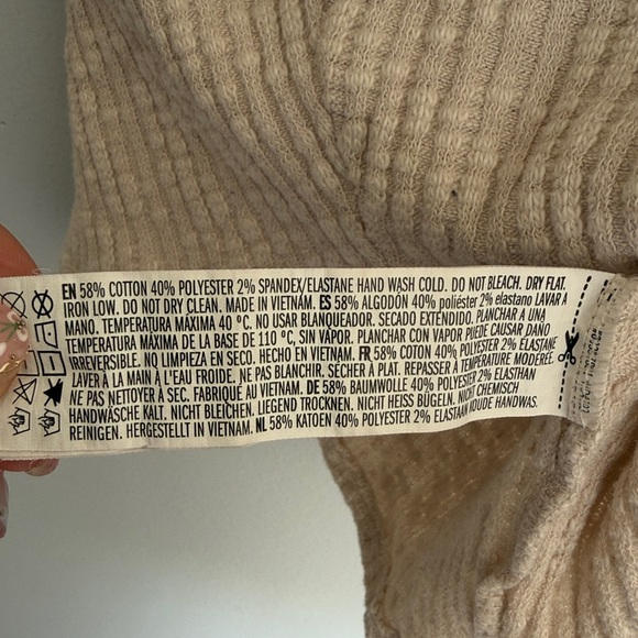 Top - Picture 4 of 4